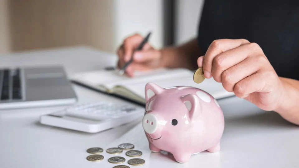 Saídas da poupança somam R$ 15,4 bi em 2024, melhor saldo em 4 anos