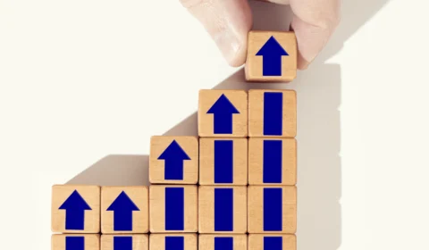 Mercado projeta em 7,65% a inflação deste ano, muito além da meta do governo de 3,5%