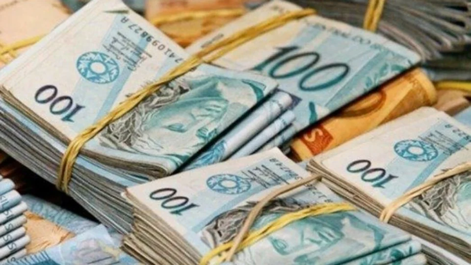 Reforma tributária exige atualização cadastral de clientes e fornecedores