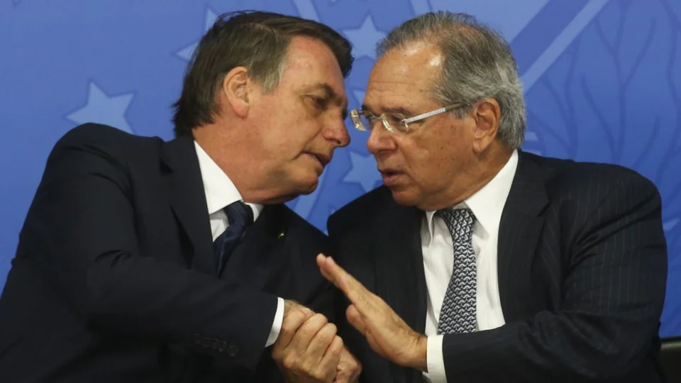 Com Bolsonaro e Guedes, defasagem do IR é maior desde o início do Plano Real, em 1996