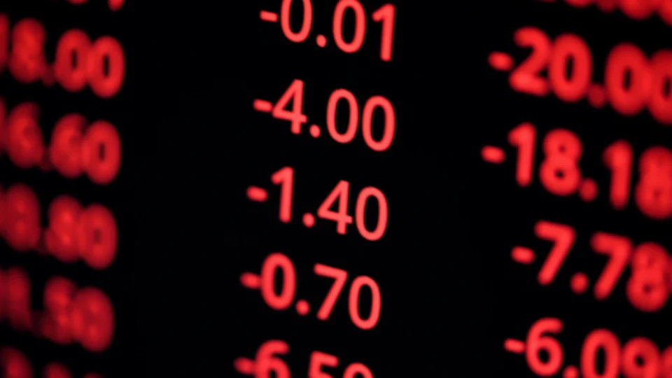 Na esteira do balanço da Petrobras, Ibovespa cai 0,99%; indicador acumula baixa de 1,63% na semana