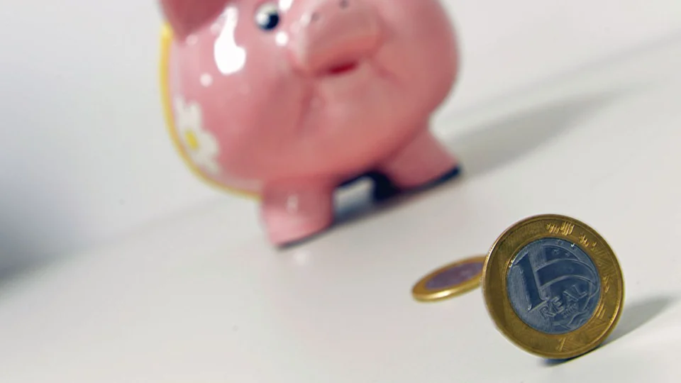 Poupança volta a registrar captação positiva em maio em meio ao Desenrola 2.0