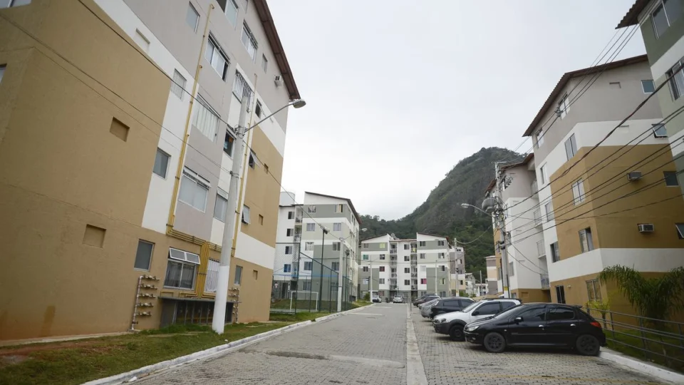 Programa Minha Casa Minha Vida vai retomar 40 mil unidades com obras paradas
