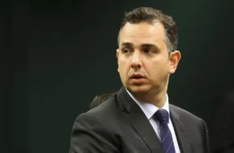 Pacheco mira frente ampla em MG, mas PT reage a especulação com Aécio
