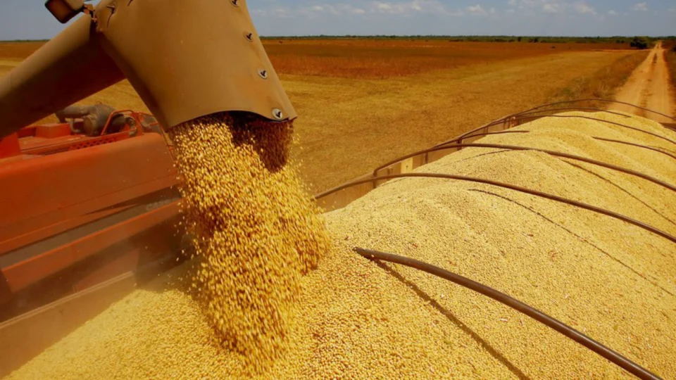 Puxada pelo agro, balança comercial registra superávit de US$ 197,8 mi na 4ª semana de dezembro