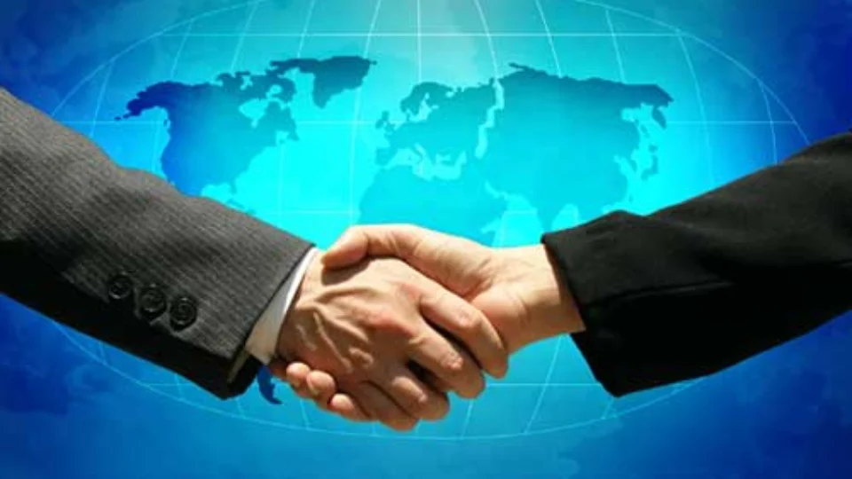 Sinalizações sobre acordo de paz entre Rússia e Ucrânia aqueceram mercados
