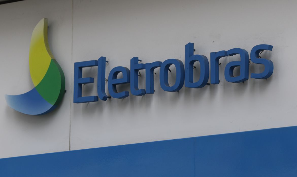 Alexandre Silveira, maior acionista, aumento de salários, desestatização da Eletrobras, NNacional dos Eletricitários, terceiro trimestre, usinas termelétricas, privatização da Eletrobras, privatização da Eletrobras
