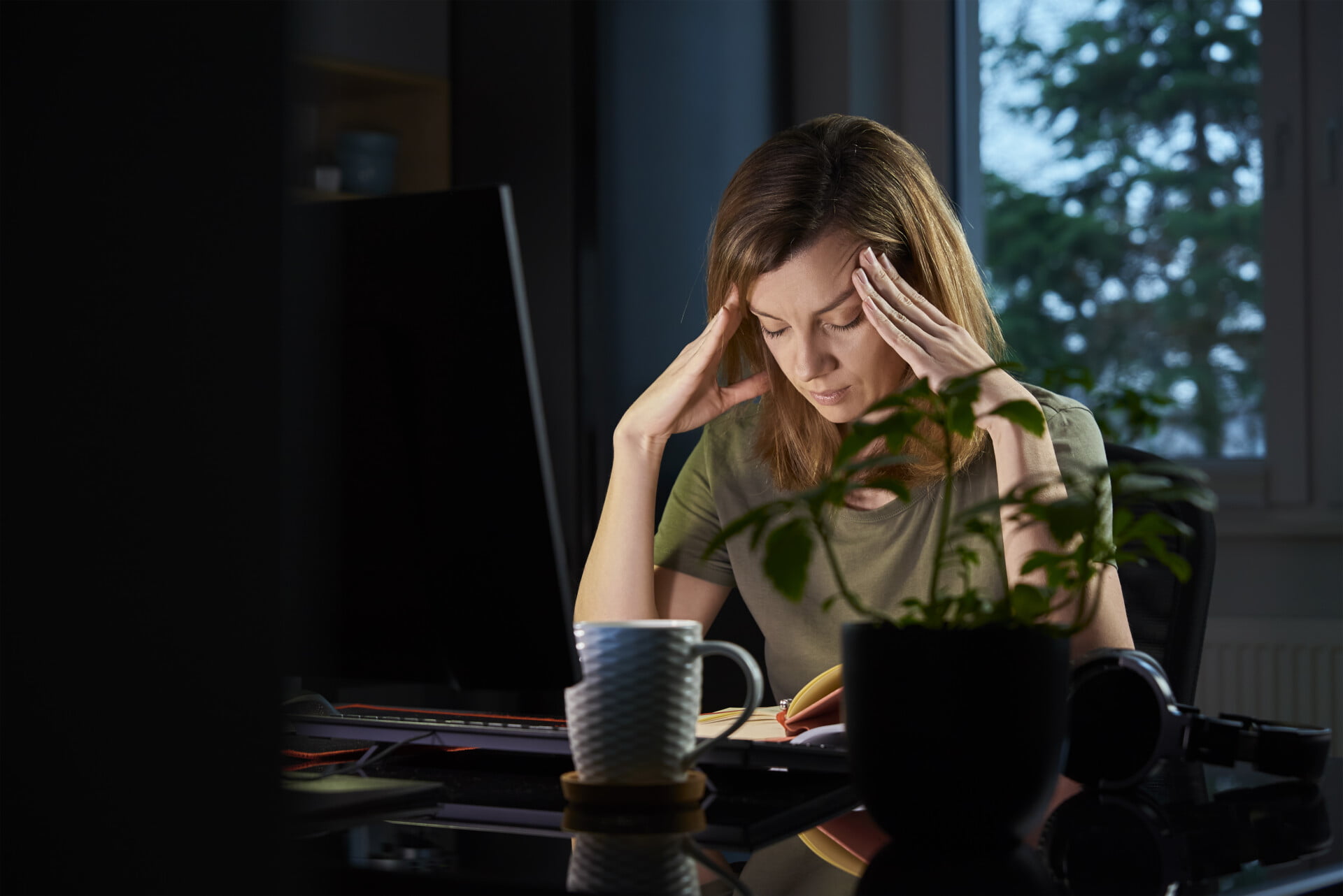 home office, violência contra mulheres, carteira assinada, mulher recebe menos, mercado de trabalho, mulheres no mercado de trabalho