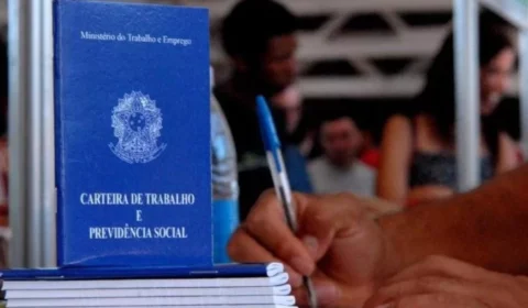 PNAD Contínua: taxa de desocupação é de 8,3% e taxa de subutilização é de 19,5% no trimestre encerrado em outubro