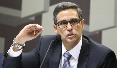 Campos Neto, ex-presidente do BC, e Tarcísio de Freitas viram alvos da CPMI do INSS