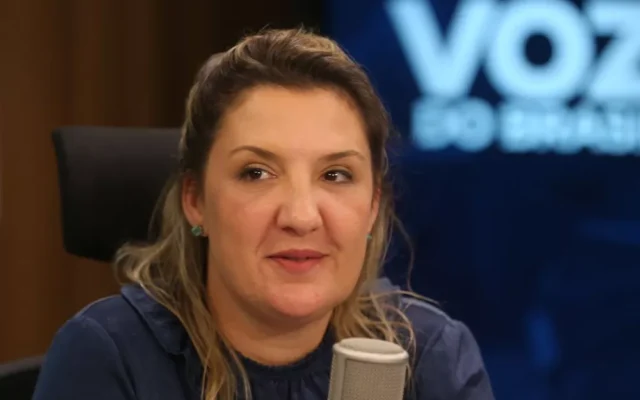 Flávio vai excluir beneficiários do Bolsa Família em 2 anos, diz coordenadora da campanha