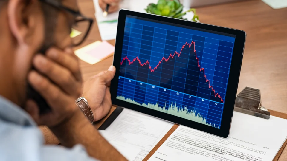 Medidas eleitoreiras vão se esgotando e começam os sinais de desaceleração da economia
