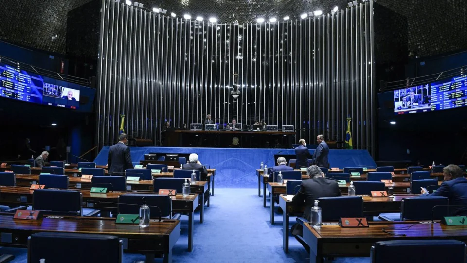 PEC da Transição está na pauta da sessão da Comissão de Constituição e Justiça do Senado