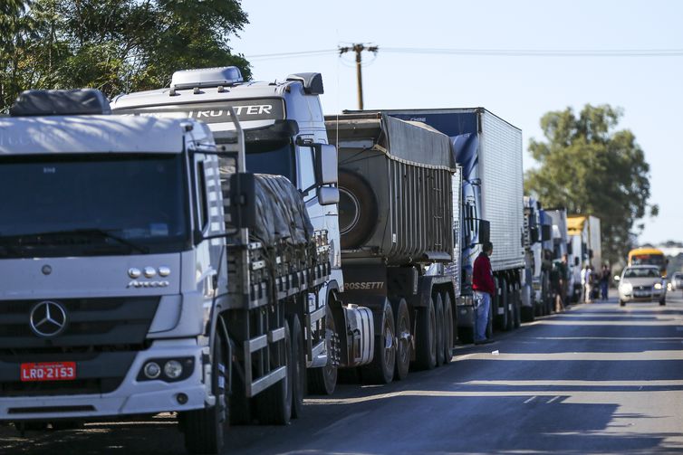 barril de petróleo, aumento do preço do combustível