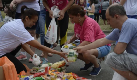 Queda da inflação beneficia apenas classe média. Mais pobres seguem sentindo no bolso efeitos da falta de uma política econômica efetiva