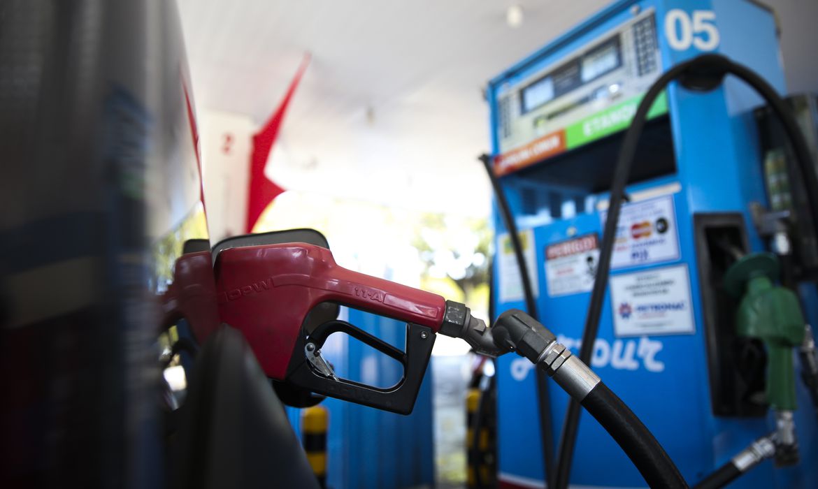 litro da gasolina, preço dos combustíveis