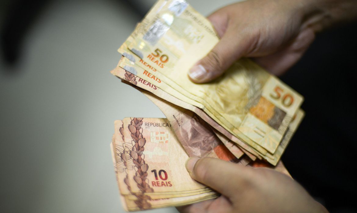 salário mínimo, auxílio alimentação