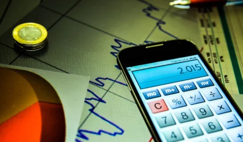 Previsão do déficit primário cai de R$ 72,1 bi para R$ 69,9 bilhões