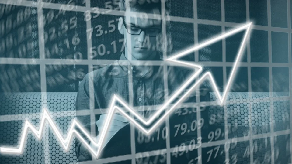Ibovespa sobe 0,44%, aos 127.548 pontos, com a força das commodities