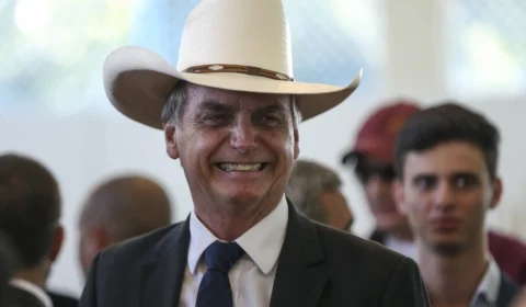Bolsonaro dispara ofensa aos nordestinos, associando vitória de Lula na região a analfabetismo de eleitores