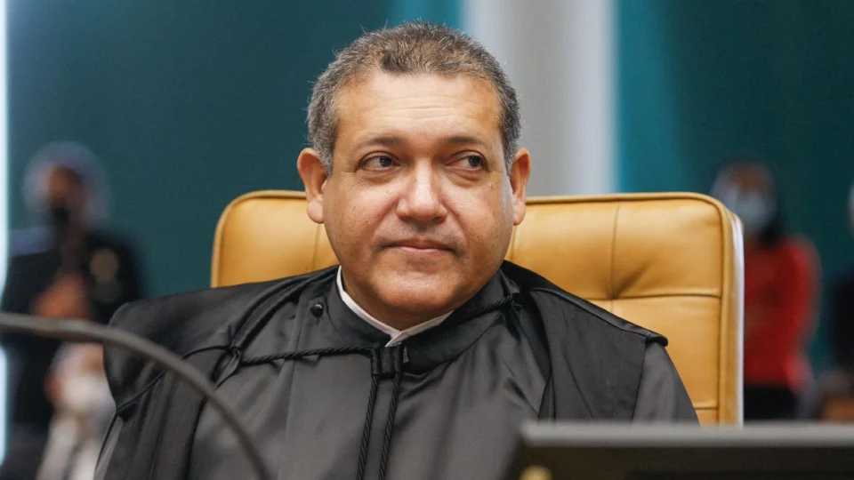 Kassio trava por dois anos ação contra farra de doações com emendas nas eleições
