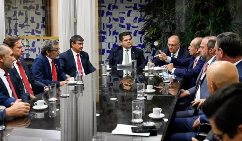 PEC da Transição começa a tramitar no Senado. Texto final deve ser apresentado nesta terça
