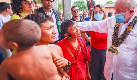 Programa Mais Médicos vai recrutar profissionais para prestar assistência aos povos Yanomami