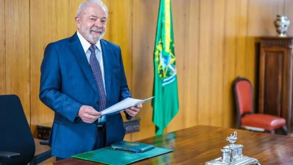 Artigo: Lula, o “sortudo”
