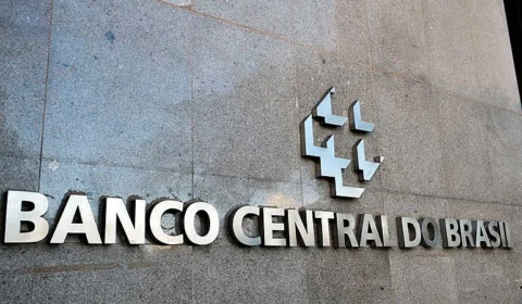 Boletim Focus: Inflação projetada para 2025 cai abaixo de 5% pela 1ª vez no ano