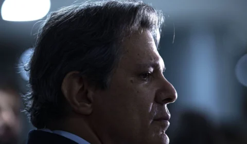 Líderes da Câmara se reúnem nesta 3ª feira para discutir mudanças no projeto do arcabouço fiscal. Data de votação da proposta ainda é incerta