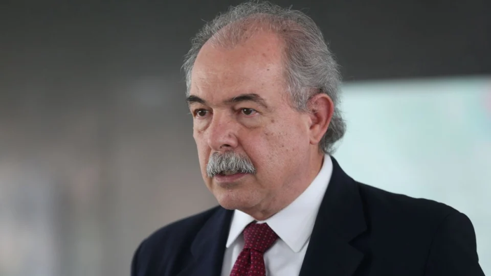 BNDES vai elevar repasse de dividendos à União para ajudar no ‘esforço fiscal’, diz Mercadante