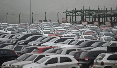 Exportações de veículos recuam 28% após queda nas compras da Argentina
