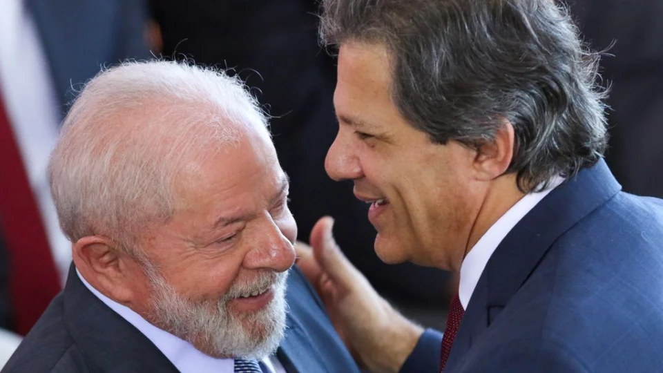 Pesquisa Genial/Quaest: Mercado financeiro aprova trabalho de Haddad, mas rejeita Lula por decisão sobre dividendos da Petrobras