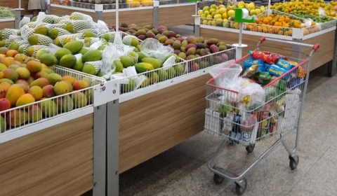 Inflação fica negativa em 0,08% em junho, na primeira queda em 2023