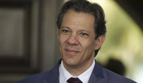 Haddad culpa a taxa Selic por queda de 2% registrada no Índice de Atividade Econômica do Banco Central