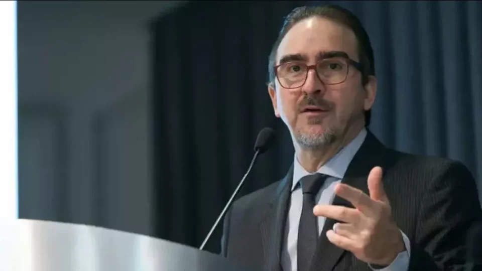 Governo deve propor redução do imposto de renda sobre pessoa jurídica, diz Appy