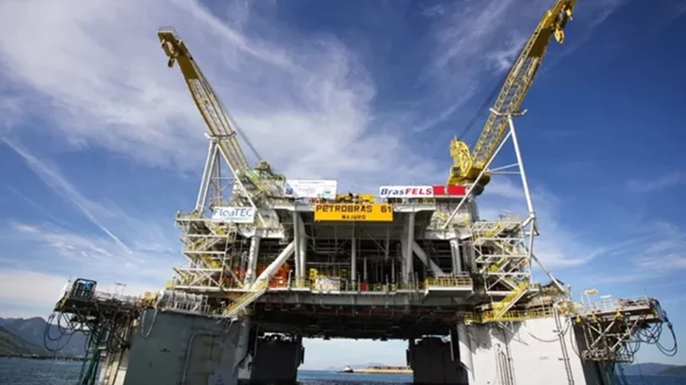 Com recorde na exportação de petróleo, indústria extrativa cresce 8,2% no 1º semestre
