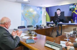 De olho em Putin, Zelensky pede reunião com Lula no G7