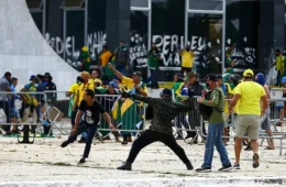 Governo argentino diz que avaliará caso a caso pedidos de refúgio de foragidos do 8/1