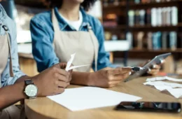 O Brasil dos novos arranjos produtivos: produção inovação e inclusão