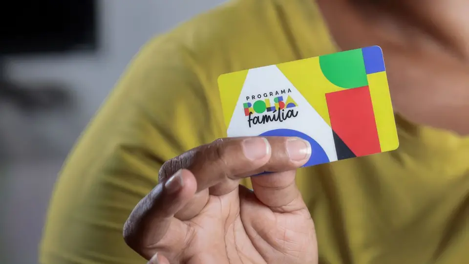 Governo quer regularizar cadastro de programas sociais para que benefício chegue a quem precisa
