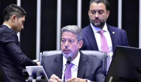 Lira ataca Padilha por articulação do ministro para manter Brazão preso