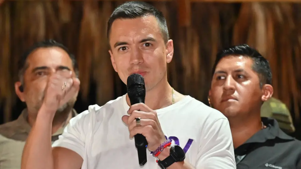 Daniel Noboa, aos 35 anos, é eleito presidente do Equador
