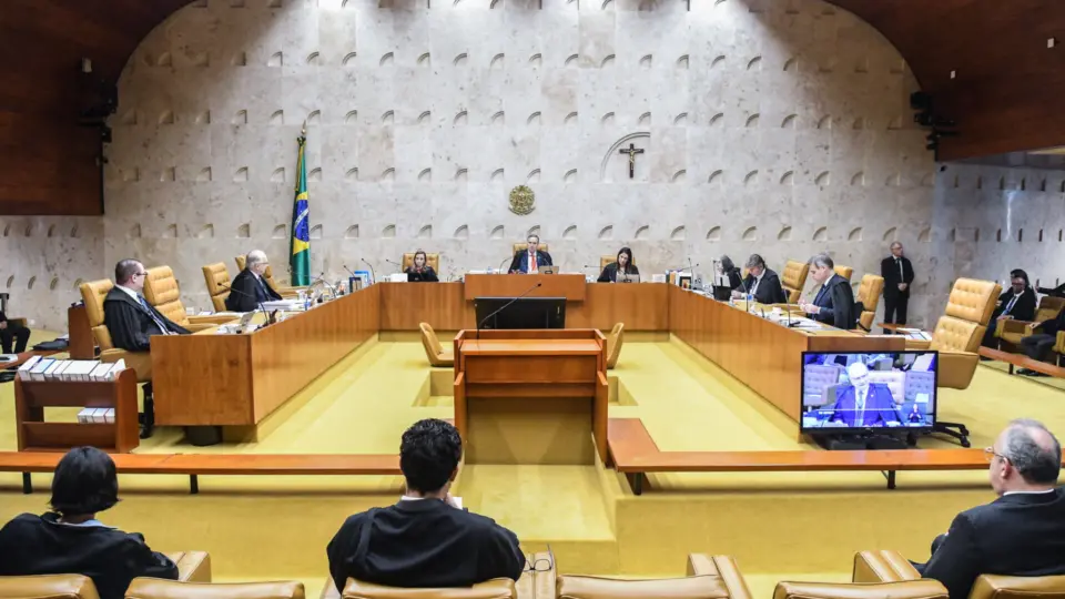STF decide que imóveis podem ser retomados sem decisão judicial