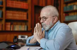 Judeus, árabes, intelectuais e movimentos sociais entregam manifesto a Lula