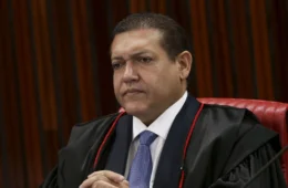 Nunes Marques utilizou avião de advogado de Cláudio Castro que atua no TSE