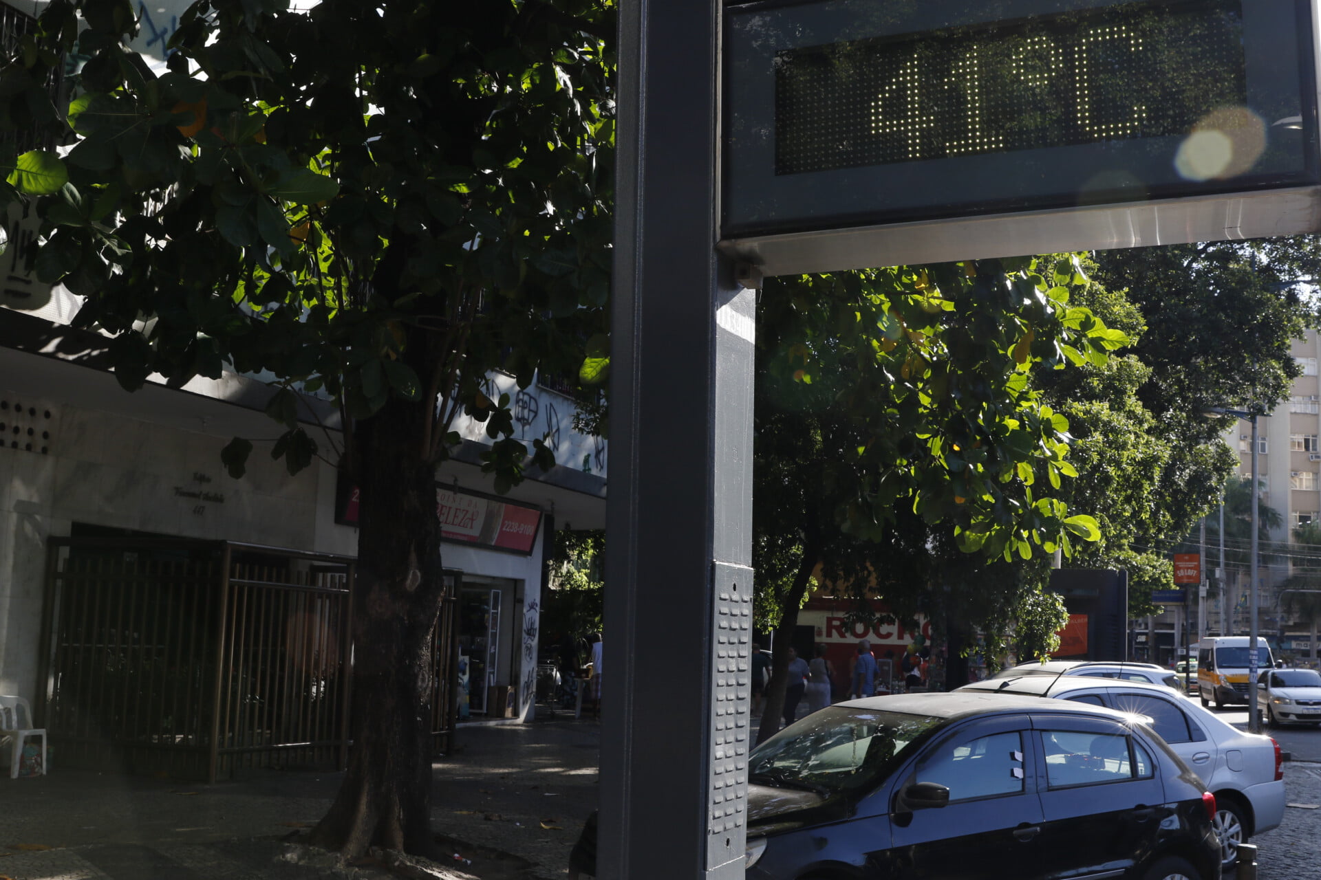 Rio: termômetro registra mais de 40ºC na Tijuca, zona note (Agência Brasil)