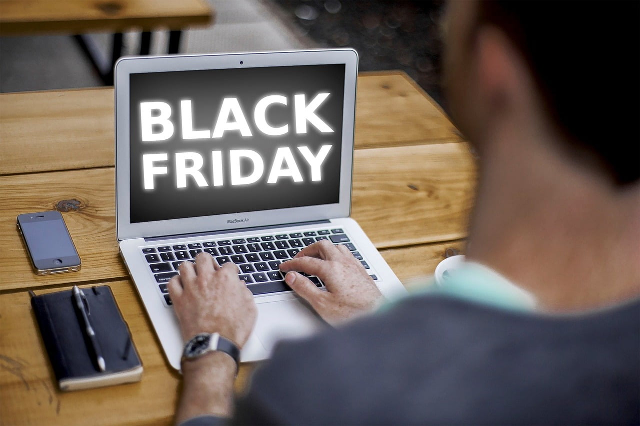Black Friday: veja os principais golpes e saiba como evitá-los