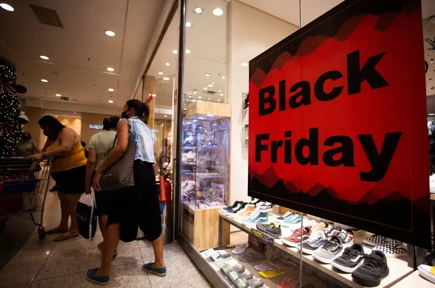 Senacon lança guia com orientações para consumidores na Black Friday