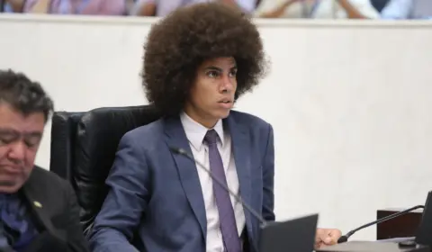 STJ rejeita recurso da Alep e mantém suspensa cassação de Renato Freitas